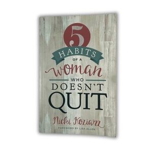 📚 3/$25 5 Habits of a Woman Who Doesn't Quit